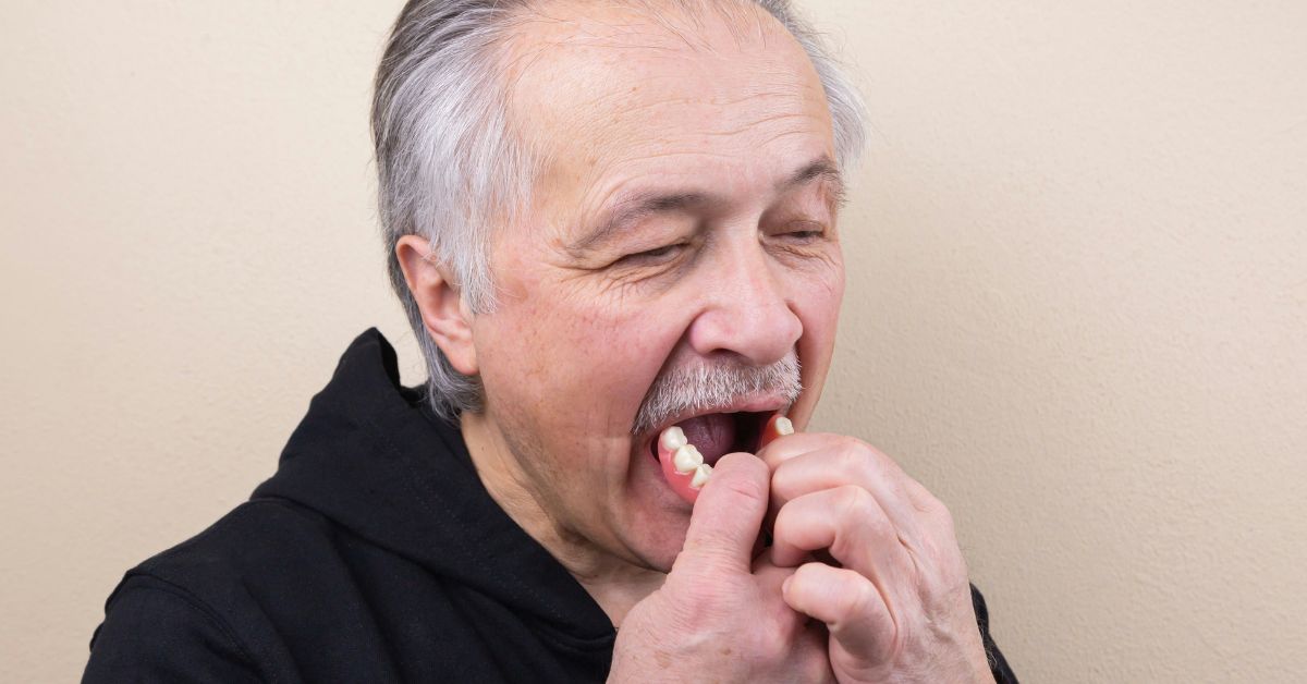 What Foods Should Denture Wearers Avoid?